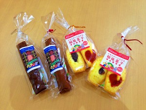 とまとデーツながる姉妹菓子とキリマンケーキじゃろ